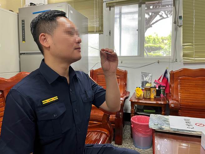 苗栗县警局自购快筛，鼓励员警有需要就可要求快筛。（苗栗县警局提供／谢明俊苗栗传真）