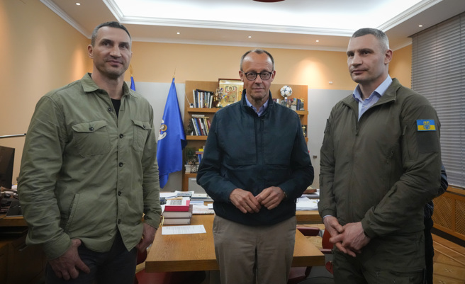 德国反对党领袖，基民党主席麦兹(图中)。(图／美联社)