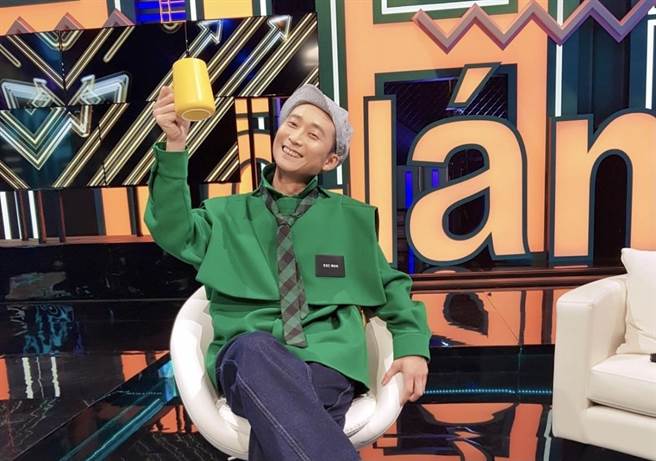 浩子確診，全面停工在家隔離。（摘自臉書）