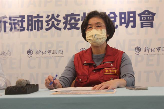 新北市衛生局陳潤秋說，Omicron感染時間短、發病快、復原時間也較快，未來隔離從10天變成7天也有可能被討論。（陳慰慈攝）