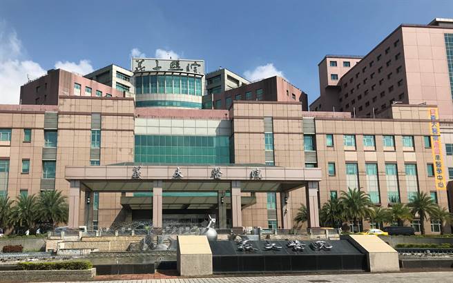 高雄市樹德科技大學學生因感情糾紛，傳出男學生持刀劃傷女學生的案件，岡山警方著手調查。傷者經送義大醫院無大礙。（本報資料照片）