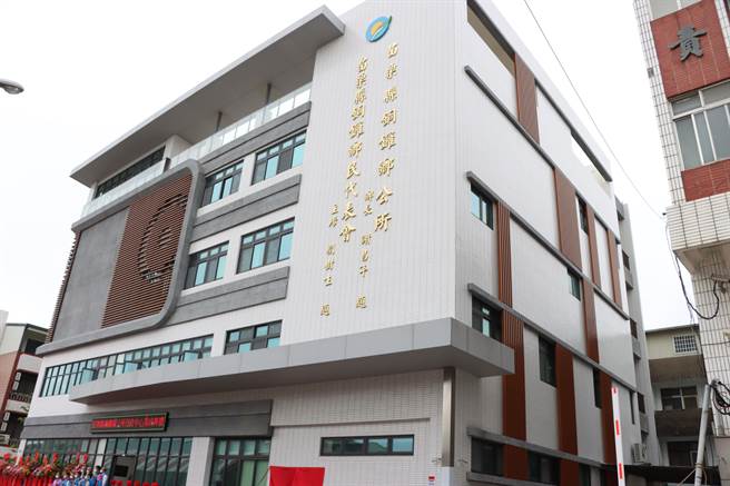 铜锣乡公所拆除重建今天正式启用。（苗栗县政府提供／李京升苗栗传真）