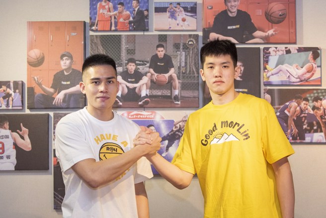 陈盈骏(左)与林庭谦今天携手召开返台记者会。(启程国际运动行销提供)