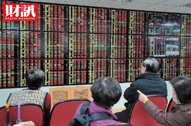 俄烏戰爭導致全球鉀肥大漲，東鹼也從冷門股大翻身；不過，隨著時事而起的基本面，以及如今混亂的籌碼面與漲幅過高的技術面，都是投資人未來必須留意的警訊。(圖/財訊提供)