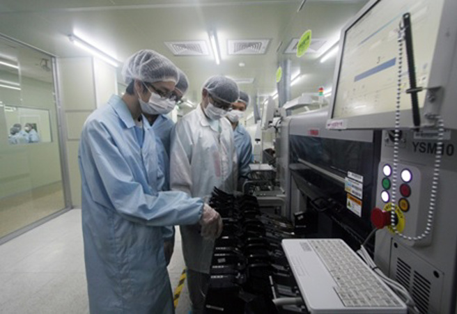 龙华科大致力打造学子职场黄金竞争力，学生毕业后广受企业欢迎。(图/龙华科技大学提供)