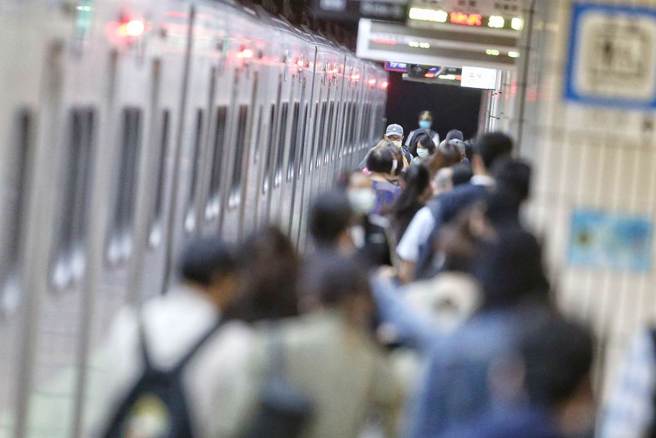 又恐没车搭？  台铁工会发起端午、中秋、国庆、投票日不加班连署（本报资料照）