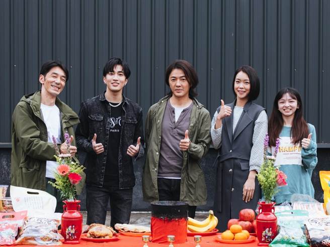 李李仁（左起）、娄峻硕、郑伊健、李霈瑜、陈姸霏共同主演最新悬疑推理剧。（百聿数码提供）