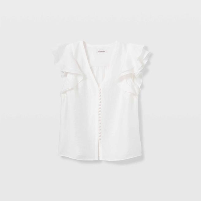 Club Monaco 荷叶袖子排扣上衣，6900元。（Club Monaco提供）