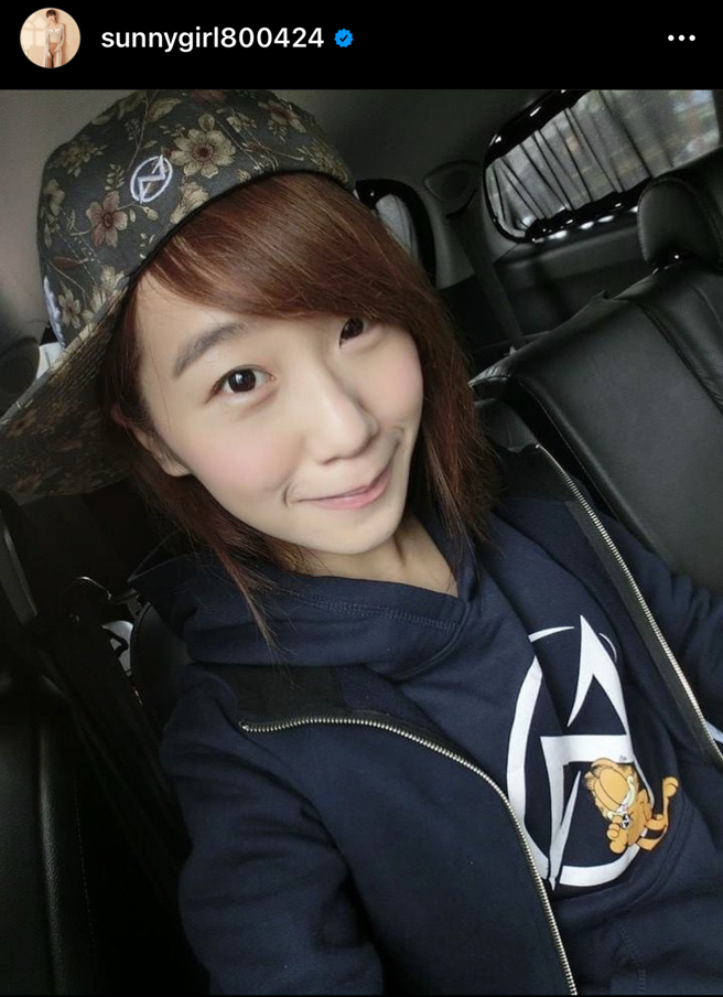 Lulu翻出8年前舊照，落差之大，嚇到自己也嚇到網友。(翻攝自sunnygirl800424 IG)