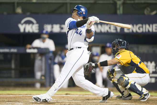 富邦悍将洋炮霸帝士。（资料照，杜宜谙摄）