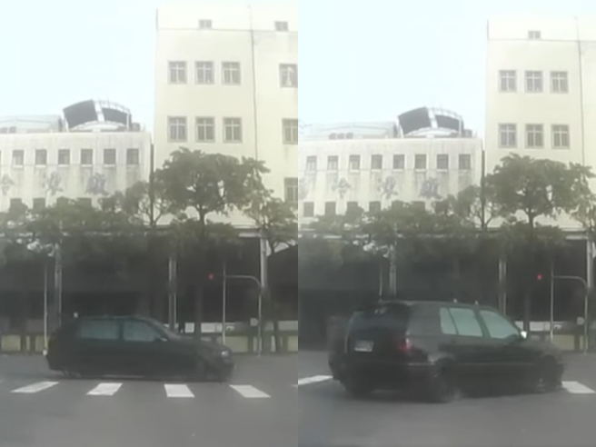 高雄1辆轿车在路口过弯时疑似突然油门猛催，又紧急剎车，造成轿车当场在路口180度「大甩尾」，周围的驾驶吓坏，该轿车的轮胎也冒出白烟。（翻摄自脸书「八卦村-行车纪录器影片上传中心」）