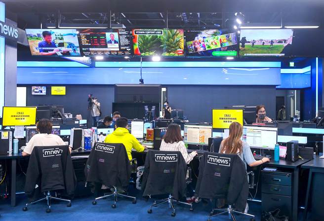 鏡電視內部環境。（粘耿豪攝）