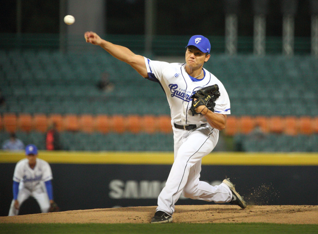 富邦悍将江少庆主投7局无失分。（张铠乙摄）