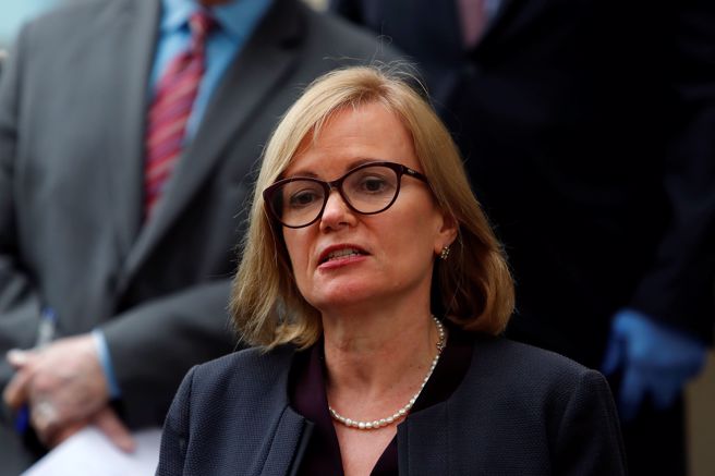 英国大使布罗纳特（Deborah Bronnert）（图/路透）