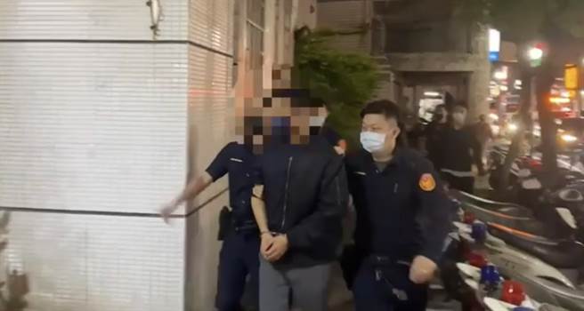 警方查出真相後，火速拘提到另名共犯到案。（警方提供）