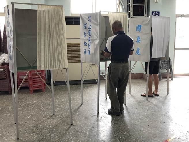 民進黨屏東縣內埔鄉、萬丹鄉長初選黨員投票7日出爐。（民眾提供／謝佳潾屏東傳真）