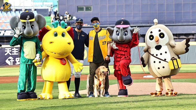 中信兄弟「洲際有ㄍㄨㄢˋㄍㄨㄢˋ」主題日。（中信兄弟提供）