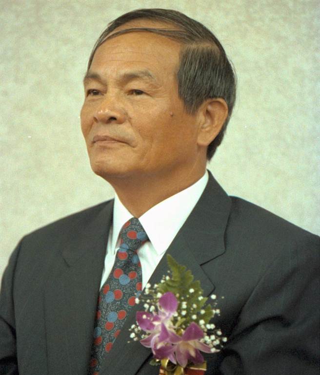 前中选会主委黄石城。（资料照片）