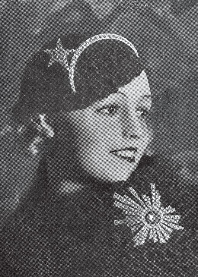 1932年香奈兒女士發表《Bijoux de Diamants》珠寶展，圖為彗星珠寶。（CHANEL提供）