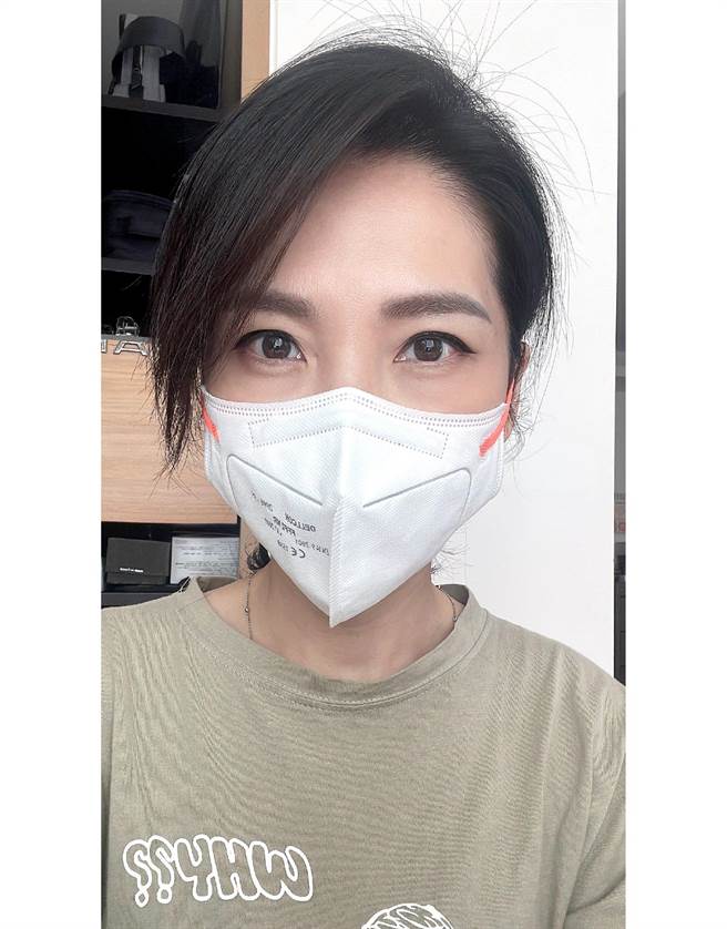 台北市议员锺佩玲确诊。（摘自锺佩玲脸书）