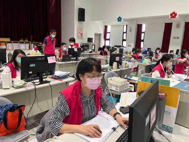 南投县卫生局表示，南投县8日确诊人数新增260例。（南投县府提供／陈淑芬南投传真）