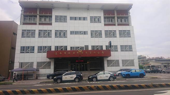 台南市警6分局连续2天3名警员确诊染疫。（程炳璋摄）