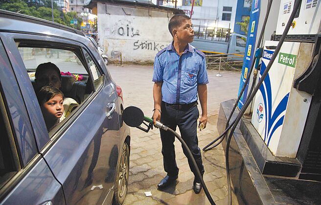 印度大買俄國石油圖╱美聯社