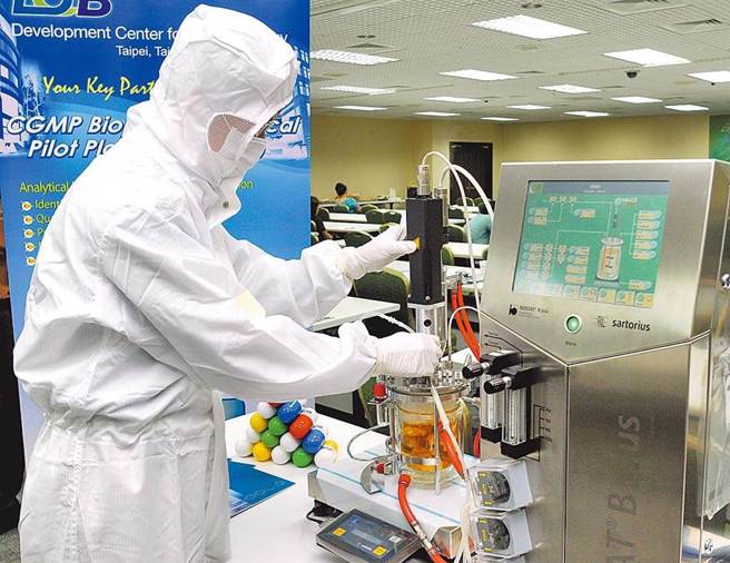 生醫公司近期掀掛牌上市潮。(示意圖為新藥研發畫面/本報系資料畫面)