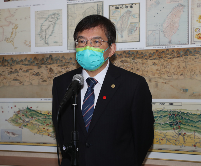 交通部長王國材同住家人快篩陽性，王國材快篩陰性，目前暫取消行程，在家居隔。（資料照 劉宗龍攝）