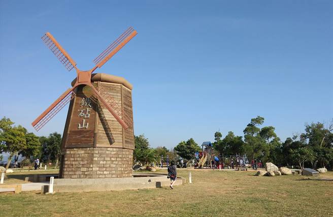 曾名列中部8景之一的大甲铁砧山，地方争取作为2023台中灯会场地之一。(台中市政府提供)