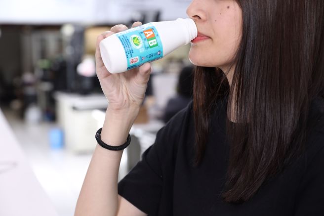 大吃大喝后，别忘了肠胃的顺畅攻略（图／AB优酪乳提供）