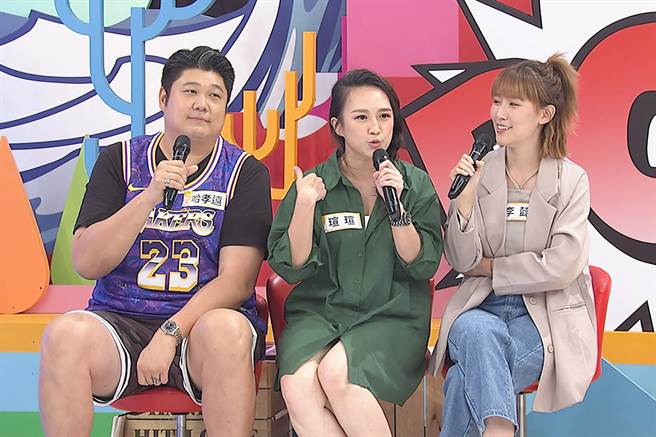 哈孝远（左）遭到闺密李懿（右）揭露情史，导致老婆瑄瑄相当不开心。（中天综合台提供）