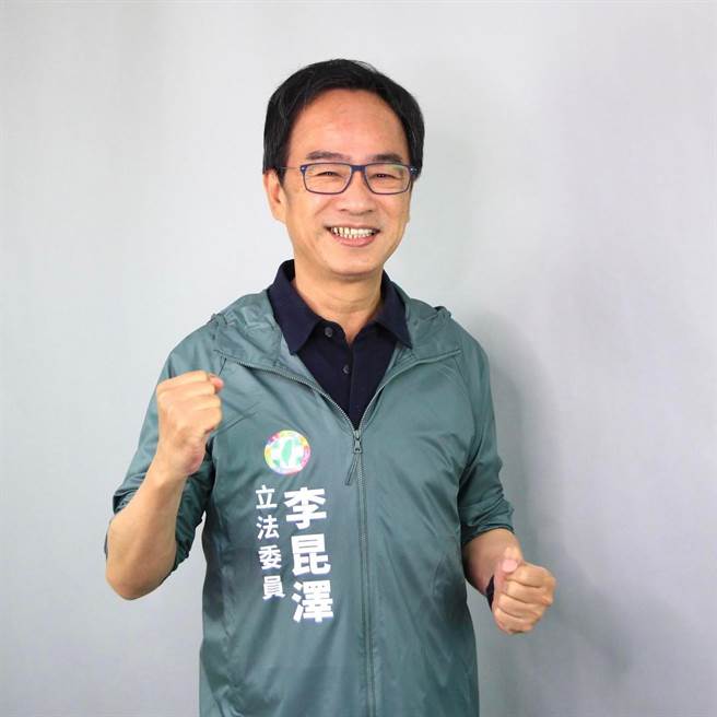 民进党立委李昆泽今（9日）透过脸书证实，稍早PCR结果出来，确定是阳性。（摘自脸书）