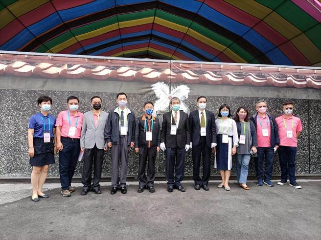 111年国中教育会考将21、22日办理，闱场试务人员9日下午入闱。（陈淑娥摄）