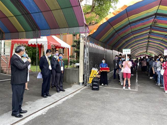 今年國中教育會考5月21日、22日舉行，170位試務人員今天入闈。（教育部提供／林志成台北傳真）