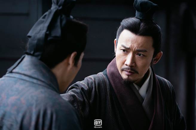 聂远饰演冯膺，司闻曹曹椽，蜀国谍报系统主官，是司闻曹总负责人。（爱奇艺国际站提供）