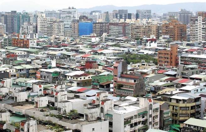 北市辅导成立管委会仅完成3％，议员炮轰天价牛步计画案。（本报资料照）