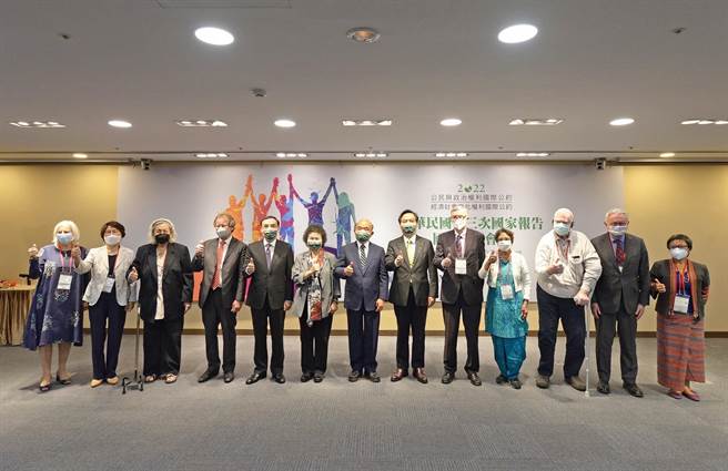 行政院长苏贞昌今（9日）出席「两公约第三次国家报告国际审查会议」开幕式。（行政院提供）