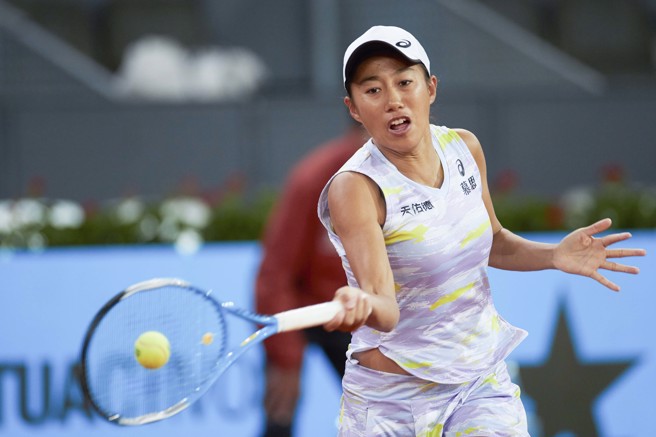 参加女子网球罗马大师赛的大陆女网选手张帅（图），在开赛前的练球时程中被主办单位误植为彭帅，引起外界的再度关注彭帅的话题。（图／新华社）