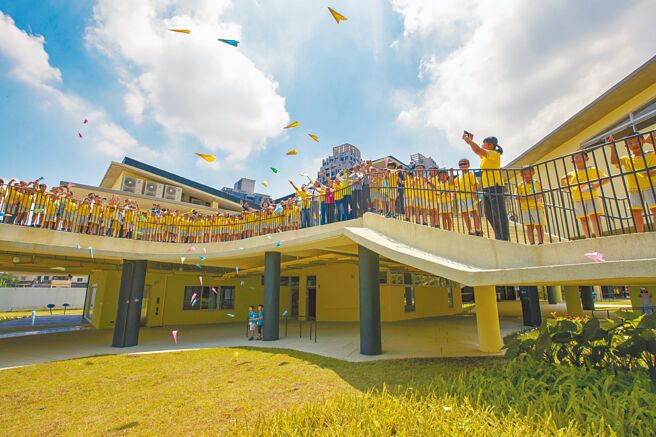 新竹市关埔国小因校舍仍未全数完工，目前各班人数高达35人。（新竹市政府提供／邱立雅竹市传真）