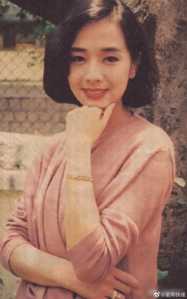 毛舜筠年轻时期完全是个大美女，还曾和张国荣有过短暂交往纪录。(图/微博)