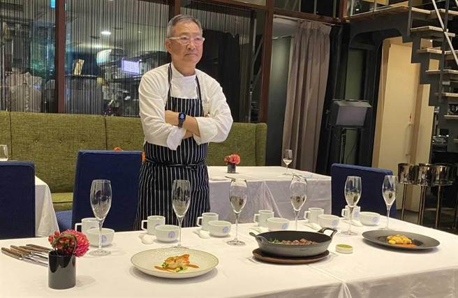 新北市農業局媒合坪林農會與米其林餐廳教父牛排合作，將結合10連霸全國製茶冠軍技術製成的高品質茶葉，推出佐餐單品茶飲。（農業局提供）