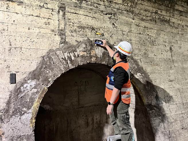 台中市观旅局每年监测九号隧道，目前各项监测数值均在安全范围内。（台中市观旅局提供）