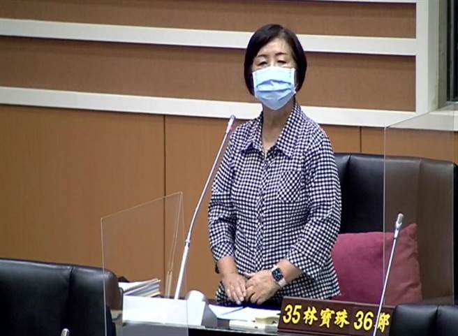 縣議員林寶珠擔憂中央補助看得到、吃不到。（李京昇攝）