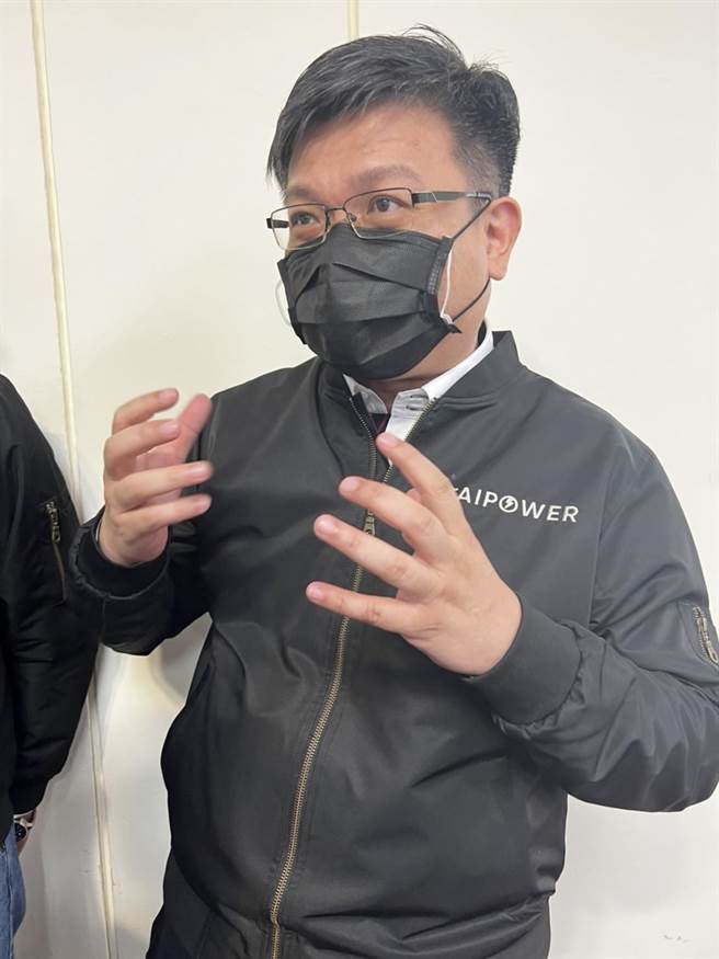 松湖超高压变电所兴建有望？ 身兼台电董事长的经济部次长曾文生今天抛出好消息，在拜会过柯市长后获得正面回应，希望能在年底拿到建照。(图／资料照)