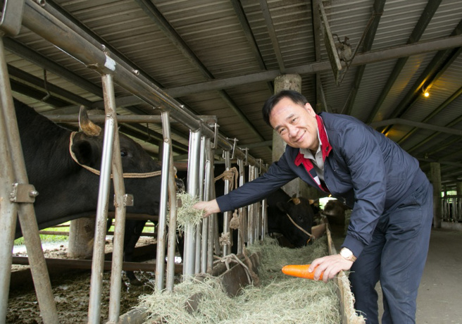 源興居生技公司總經理黃世榮表示，源興牛上市後驚動餐飲業界。(圖／遠見提供)