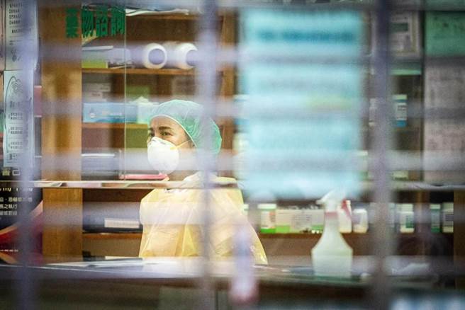 高雄一线医护不堪压力爆料，医院「防疫奖金」却迟发近2年。（本报资料照片／袁庭尧高雄传真）