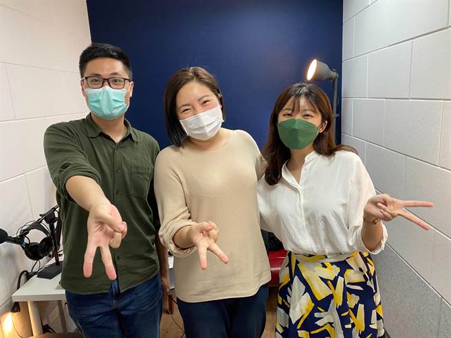 大陆新住民Youtuber焦虑主妇Lia上民进党Podcast 这样说。民进党提供