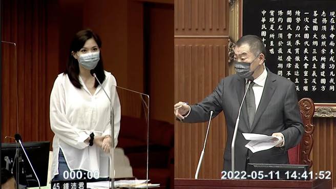 市议员锺沛君今再开骂，质疑一周过去仍旧未收到劳动局相关资料，批评市府不提供也不说明，乾脆接下来都不要审了。（摘自北市议会直播）