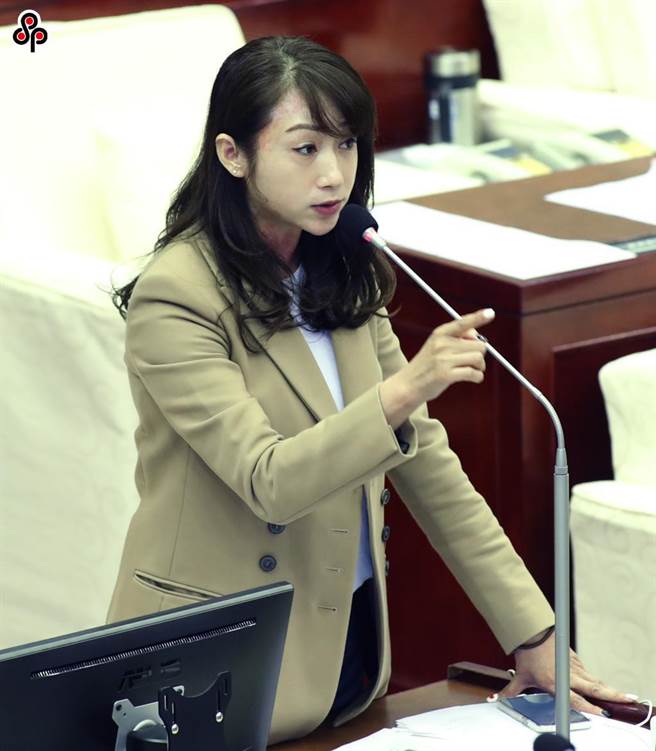 台北市長柯文哲推動TOD(大眾運輸導向都市發展)，促進捷運站周邊進行都更，但公告施行後3年申請案掛零，議員許淑華質疑新修正規定是圖利廠商。（本報資料照）